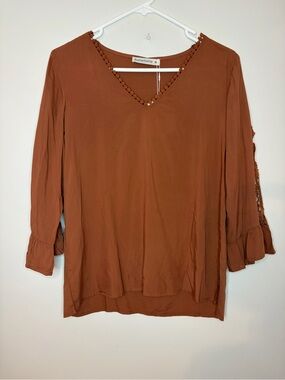 Rusttydustty Womens Medium Rust Boho V Neck Crochet Lace Sleeve Blouse Top NWT